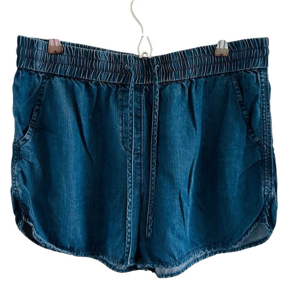Cremieux Women's Shorts Blue Tyncel Medium